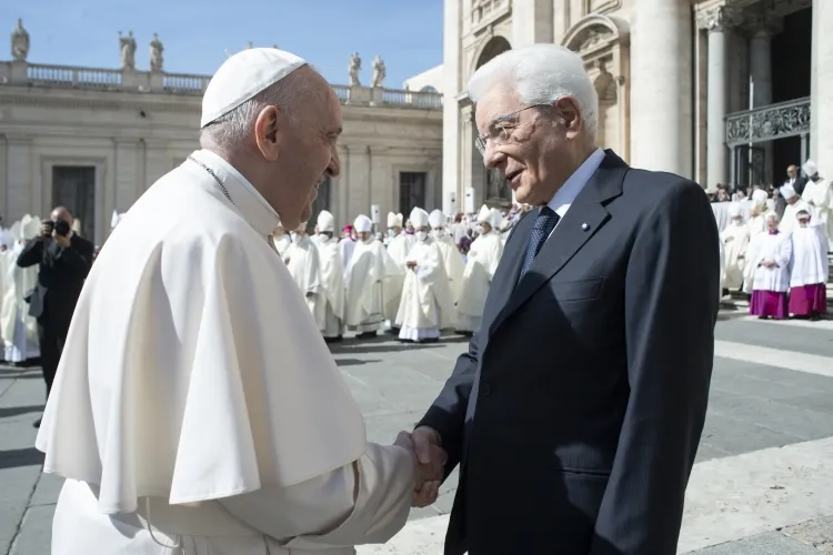 Papa Francesco Compie 87 Anni: Gli Auguri Della Chiesa E Del Mondo