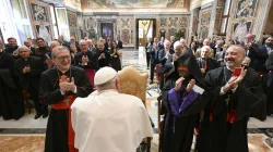 Papa Francesco incontra i membri della ROACO, Palazzo Apostolico Vaticano, 27 giugno 2024 / Vatican Media / ACI Group