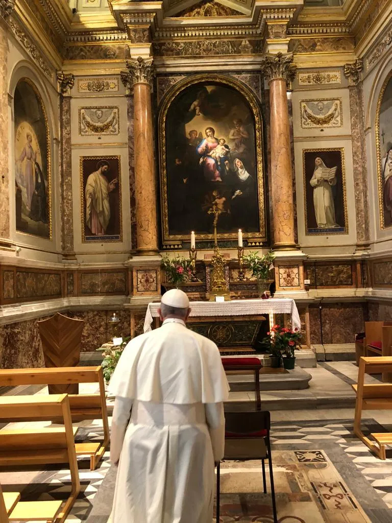 Papa Francesco Nella Chiesa Di Sant'Agostino Per Pregare Santa Monica