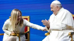 Papa Francesco con la presidente del Consiglio Giorgia Meloni / account X