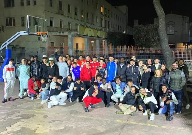 I ragazzi immigrati nel centro dei Salesiani di Napoli |  | Salesiani