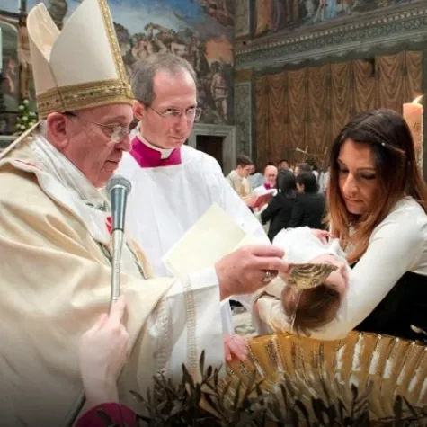 Auguri Papa Francesco Ricordando La Vera Rinascita Del Battesimo