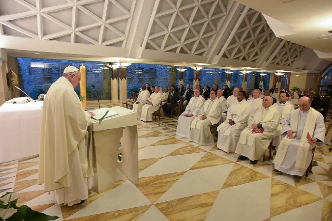 Papa Francesco a Santa Marta | Una delle Messe di Papa Francesco a Santa Marta | L'Osservatore Romano / ACI Group