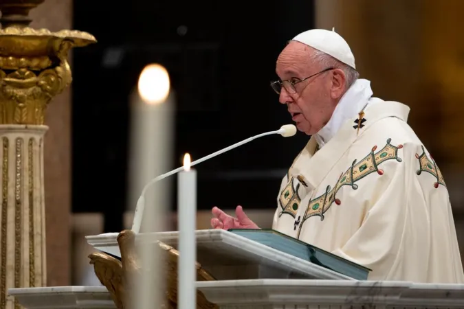 Papa Francesco celebra la Messa nella Basilica di San Giovanni in Laterano  |  | Daniel Ibanez CNA