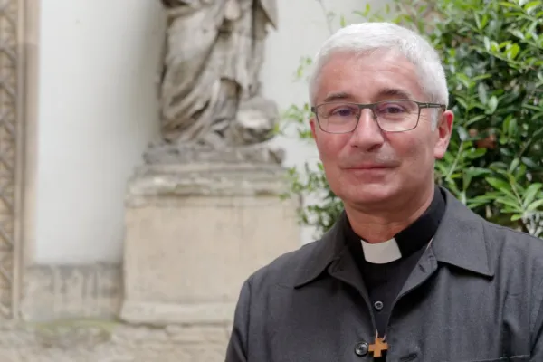 Mons. Emmanuel Tois - Credit Arcidiocesi di Parigi © Yannick Boschat