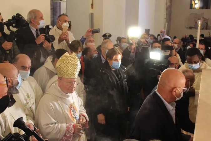 Monsignor Sorrentino celebra la Messa di apertura della tomba di Acutis |  | Diocesi di Assisi - Nocera Umbra - Gualdo Tadino