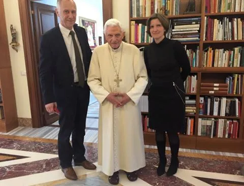 Marc e Sabine Larivé, editori di Parole et Silence da Benedetto XVI. |  | Fondazione Ratzinger