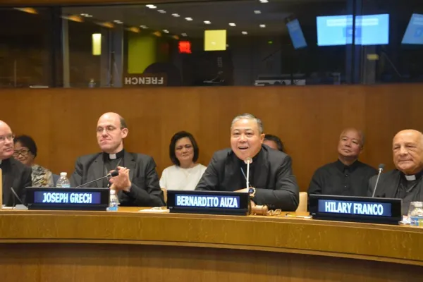 L'arcivescovo Bernardito Auza con parte della delegazione della Santa Sede alle Nazioni Unite durante un side event  / Holy See UN - Facebook Page