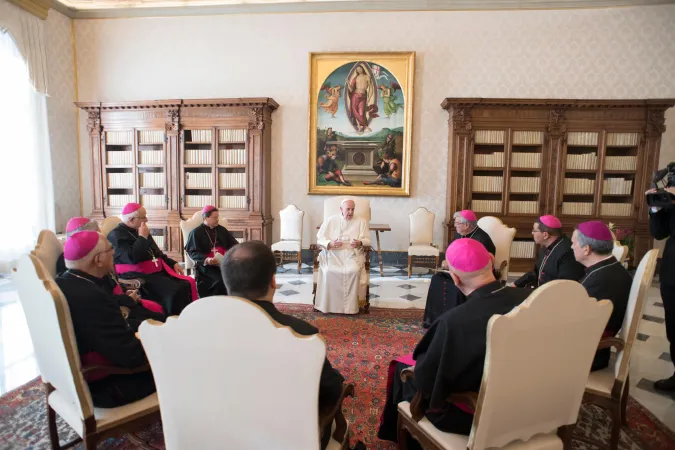 Papa Francesco e i vescovi del Costa Rica | Papa Francesco incontra i vescovi del Costa Rica, 13 febbraio 2017 | L'Osservatore Romano / ACI Group