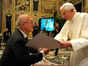 Papa Benedetto XVI e Manlio Simonetti  |  | Fondazione Ratzinger