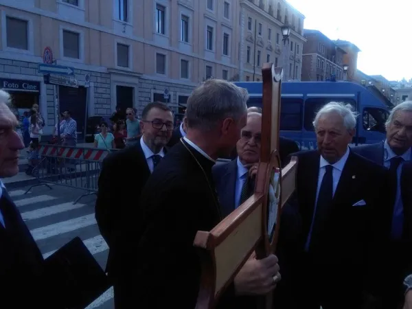 Un momento del pellegrinaggio giubilare degli Addetti di Anticamera |  | FB, Giuseppe Tedeschi