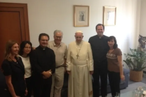 Papa Francesco in visita alla Pontificia Commissione per l'America Latina, 12 luglio 2016 / Sito ufficiale della Pontificia Commissione per l'America Latina, www.americalatina.va