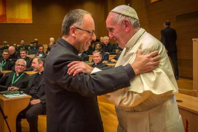 Papa Francesco e padre Spadaro | Papa Francesco e padre Antonio Spadaro, direttore della Civiltà Cattolica | FB Antonio Spadaro