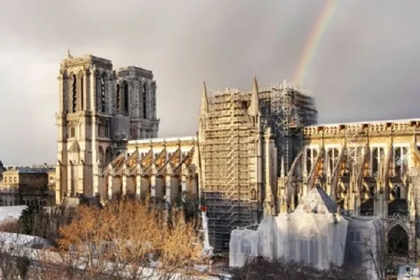 Il cantiere della cattedrale di Notre Dame a Parigi / Twitter @_NotreDameParis