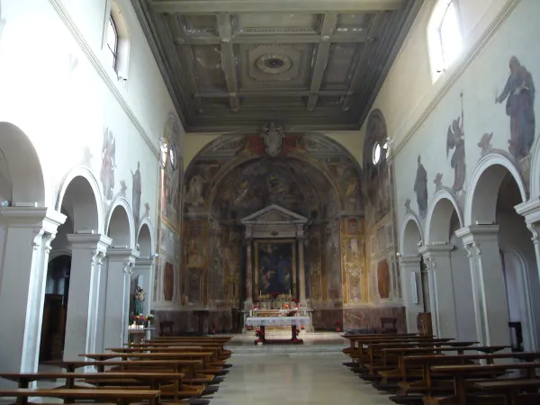 Sante Prisca, interno |  | Wikimedia commons