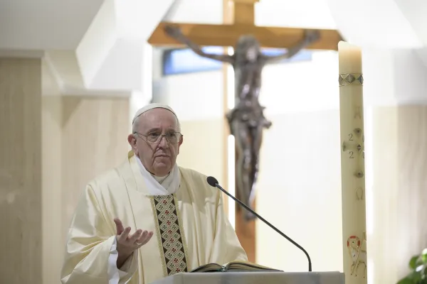 Papa Francesco durante un Messa nella Domus Sanctae Marthae / Vatican Media / ACI Group