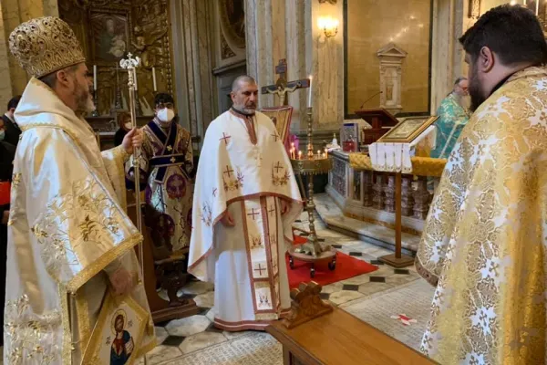 Il metropolita Antonio all'ingresso del sacerdote Ivan Ivanov come responsabile della comunità ortodossa bulgara di Roma, San Paolo alla Regola, 14 marzo 2021 / Ambasciata di Bulgaria presso la Santa Sede