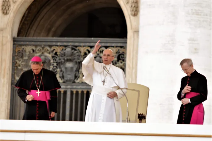 Papa Francesco  |  | Lucia Ballester CNA