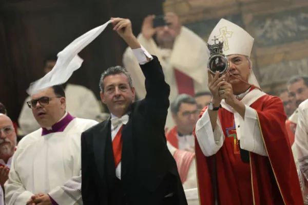 L'Arcivescovo Domenico Battaglia - Arcidiocesi di Napoli