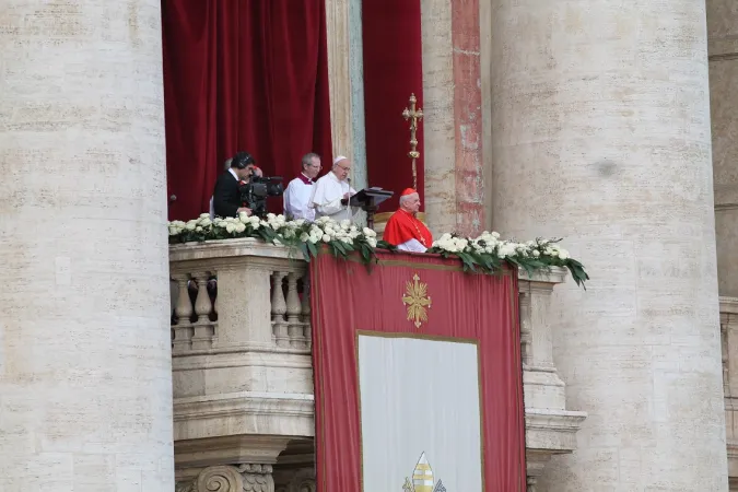 Papa Francesco, Messa di Pasqua e Benedizione Urbi et Orbi |  | Martha Calderon CNA