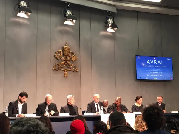 Conferenza stampa "Avrai" |  | VG, ACI Stampa