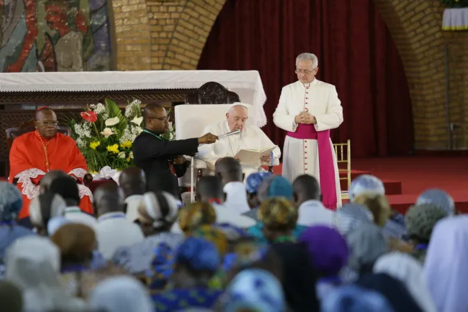 Papa Francesco e i religiosi a Kinshasa |  | Elias Turk- Aci Mena 