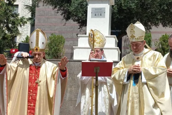 La benedizione della statua - Arcidiocesi di Firenze