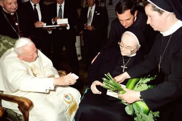 L'incontro a Cracovia nel 2002 |  | Vatican Media