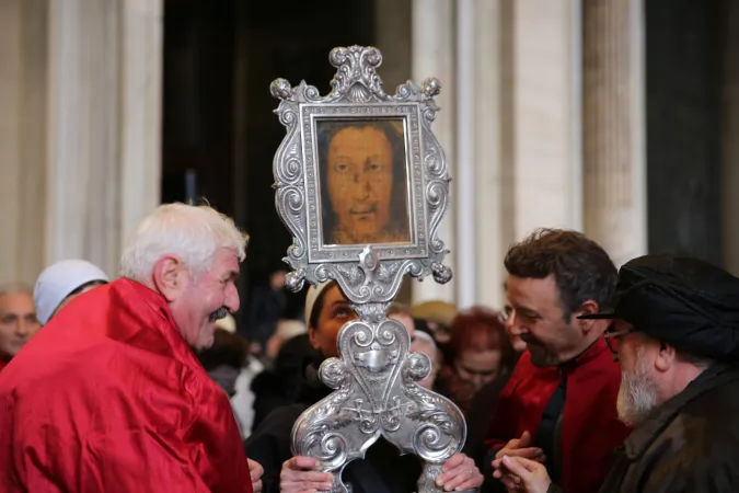 La processione parte da San Pietro |  | Alexey Gotowskij/CNA