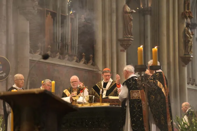 I funerali del cardinale Meisner nel duomo di Colonia |  | Arcidiocesi di Colonia