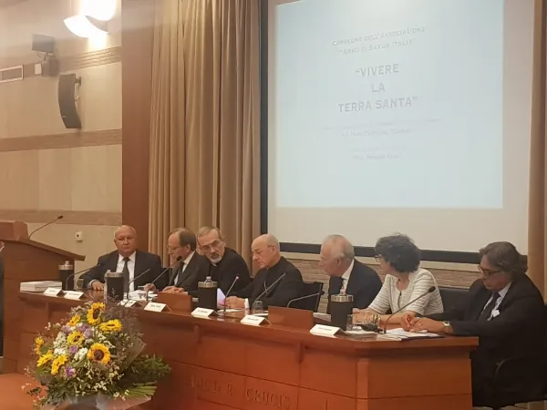 Pierbattista Pizzaballa durante un convegno | L'arcivescovo Pierbattista Pizzaballa, amministratore apostolico del Patriarcato Latino di Gerusalemme, durante il convegno in Santa Croce, 9 giugno 2018 | AG / ACI Stampa