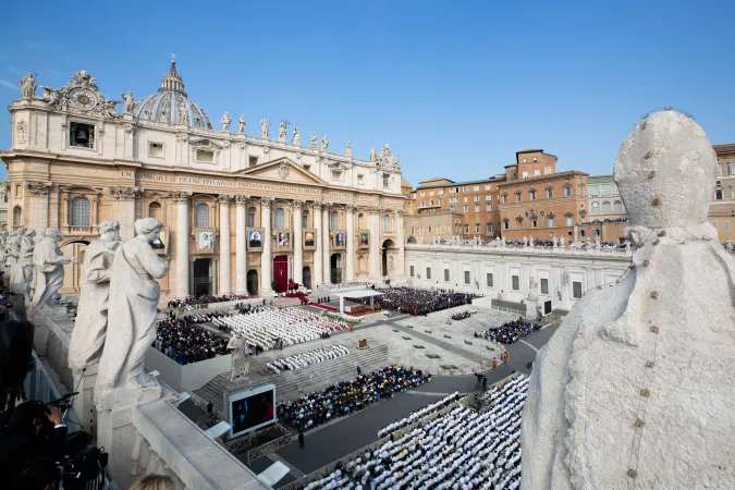 Papa Francesco, canonizzazioni 14 ottobre 2018 | Veduta d'insieme di piazza San Pietro durante la Messa di canonizzazione del 14 ottobre 2018 | Daniel Ibanez / ACI Group