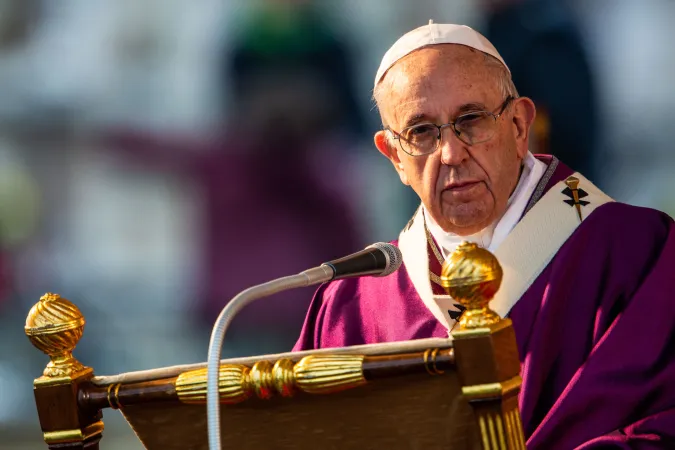 Papa Francesco al Cimitero Laurentino | Papa Francesco durante la celebrazione al Cimitero Laurentino, Roma, 2 novembre 2018 | Daniel Ibanez / ACI Group