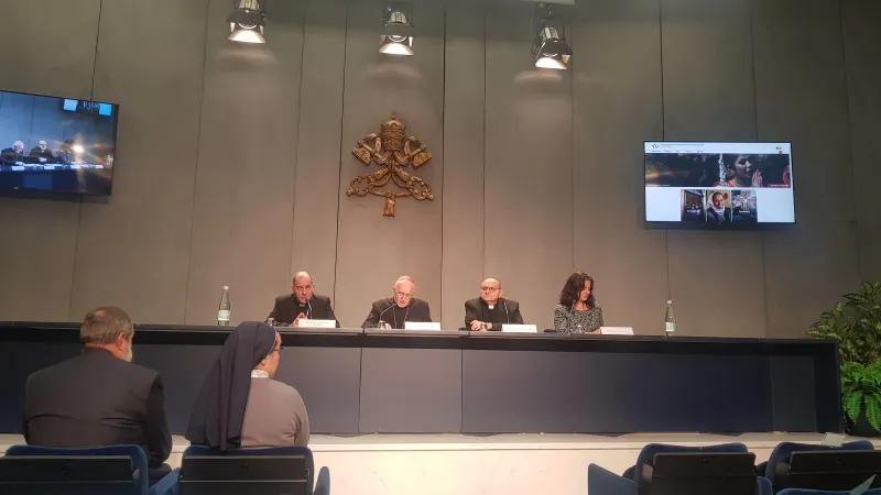 Conferenza stampa Mese Missionario Mondiale | La conferenza stampa di presentazione del sito internet del Mese Missionario Mondiale, Sala Stampa Vaticana, 30 novembre 2018 | AG / ACI Group