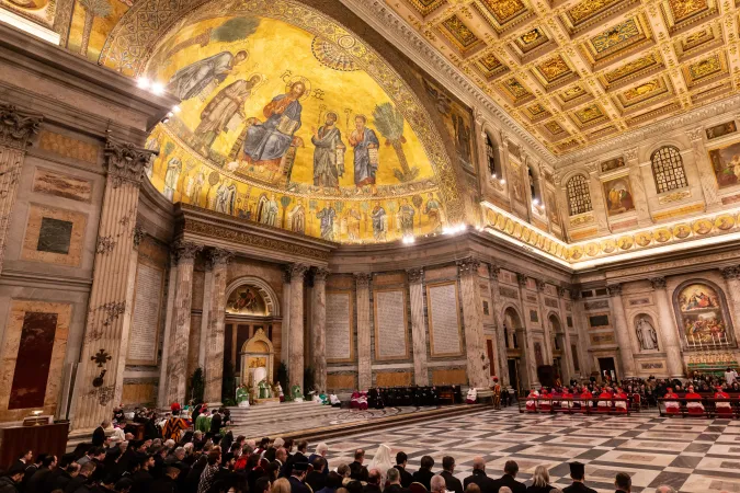 Papa Francesco, San Paolo Fuori Le Mura | Papa Francesco in San Paolo Fuori Le Mura, per le celebrazioni dei Vespri che aprono la Settimana di Preghiera dell'Unità dei Cristiani, 18 gennaio 2019 | Daniel Ibanez / ACI Group 