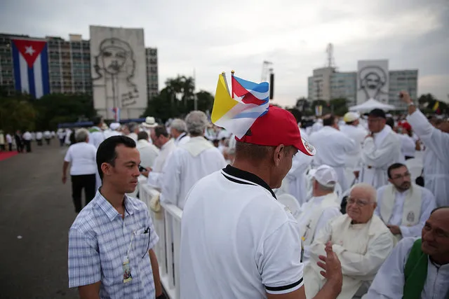 In attesa del Papa  |  | Alan Holdren/cna