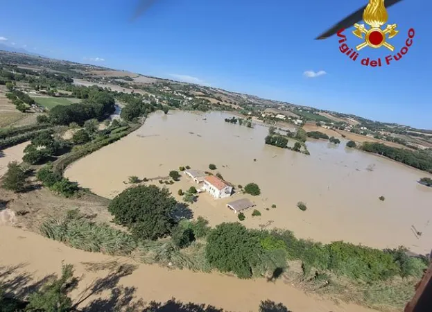 L'alluvione  |  | Vigili del Fuoco 