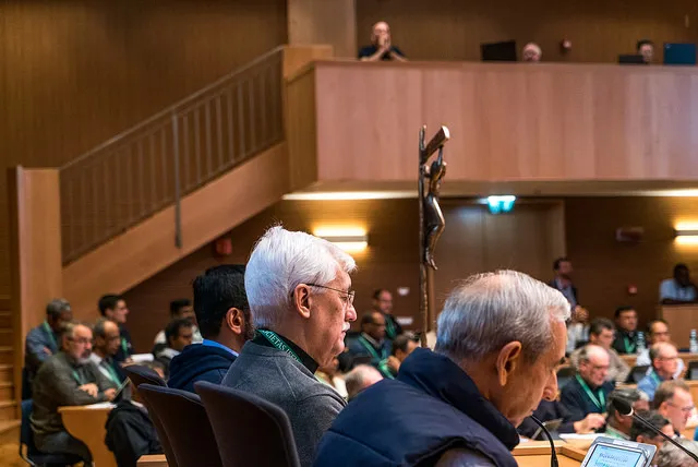 Padre Sosa durante i lavori della 36/ma Congregazione Generale |  | gc36.org