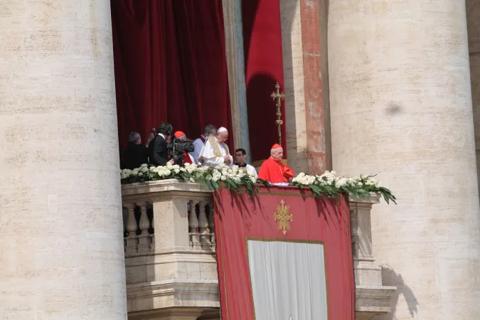 Papa Francesco, Messa di Pasqua e Benedizione Urbi et Orbi |  | Martha Calderon CNA