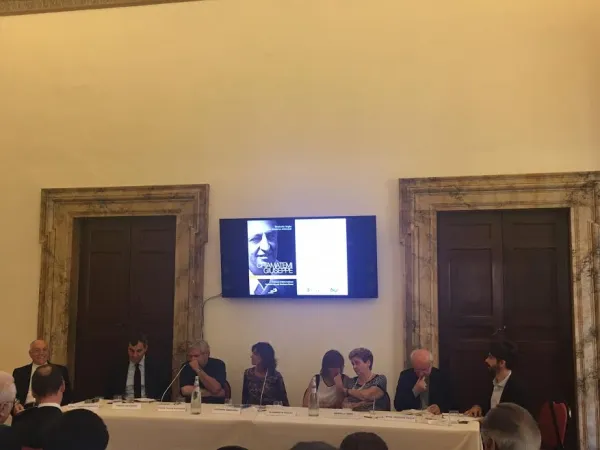 Presentazione del libro |  | VG; ACI STAMPA