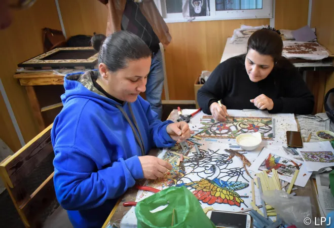 Il laboratorio di "Living Mosaics" a Madaba |  | LPJ