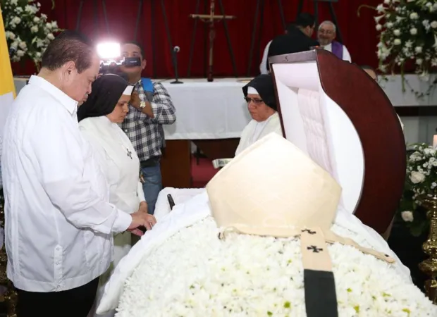 La camera ardente per il Cardinale Obando Bravo |  | Arcidiocesi di Managua