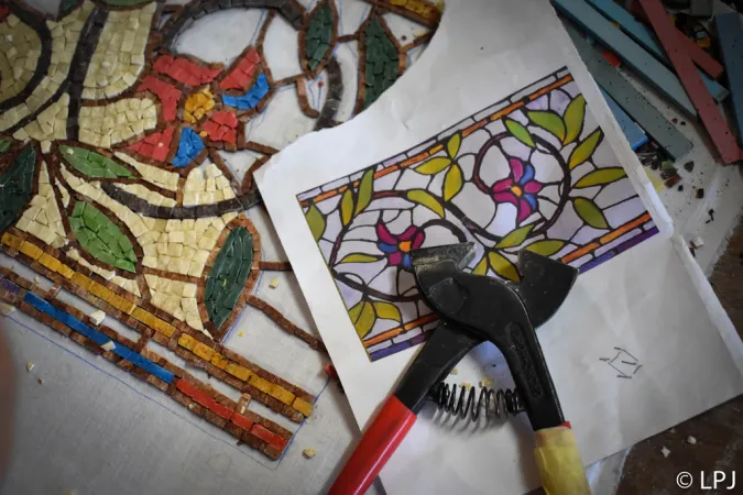 Il laboratorio di "Living Mosaics" a Madaba |  | LPJ