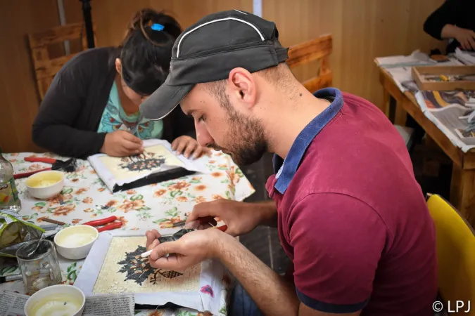 Il laboratorio di "Living Mosaics" a Madaba |  | LPJ