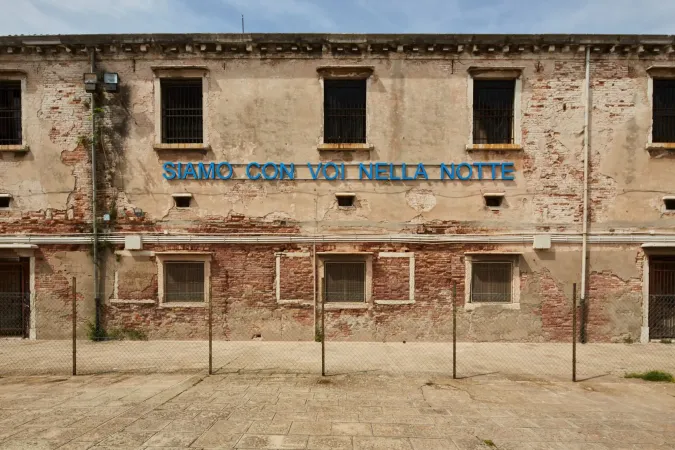 Padiglione della Santa Sede, 60. Esposizione Internazionale d’Arte – La Biennale di Venezia, “Con i miei occhi”, |  | installation view, ph. Marco Cremascoli