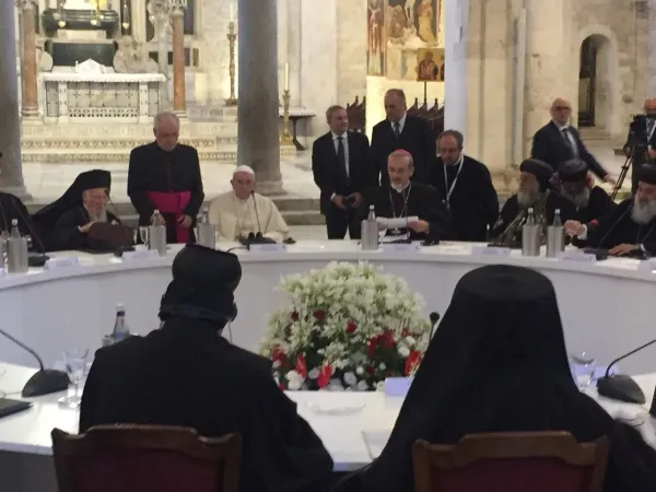 L'incontro a porte chiuse tra il Papa ed i Patriarchi del Medio Oriente |  | Vatican Media 