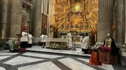 L'altare maggiore della chiesa. Primi Vespri del Transito di San Giovanni Leonardi / Credit Santa Maria in Portico in Campitelli