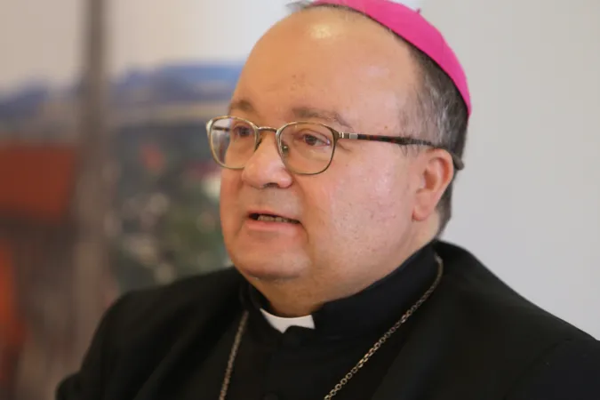 L'arcivescovo Charles Scicluna |  | Episcopato polacco