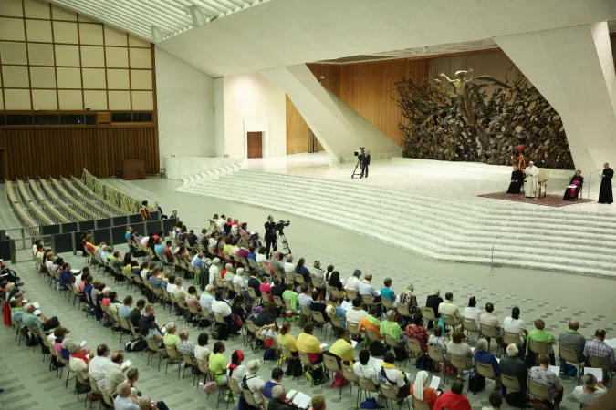 Papa Francesco in Aula Paolo VI | Papa Francesco incontra i malati e disabili in Aula Paolo VI | Daniel Ibanez / ACI Group