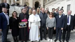 Il vescovo Jourdan e la delegazione estone con Papa Francesco al termine dell'udienza generale del 20 marzo 2019 / Katoliku Kirik Eestis - pagina Facebook 